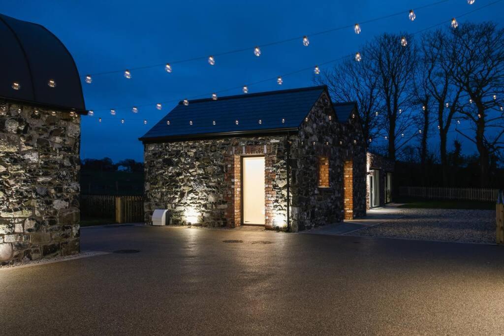 The Byre At Corrstown Village Портръш Екстериор снимка