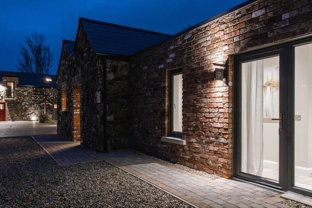 The Byre At Corrstown Village Портръш Екстериор снимка